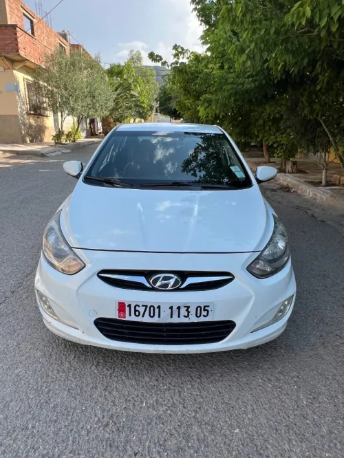 Hyundai Accent RB  4 portes 2013 Accent RB  4 portes