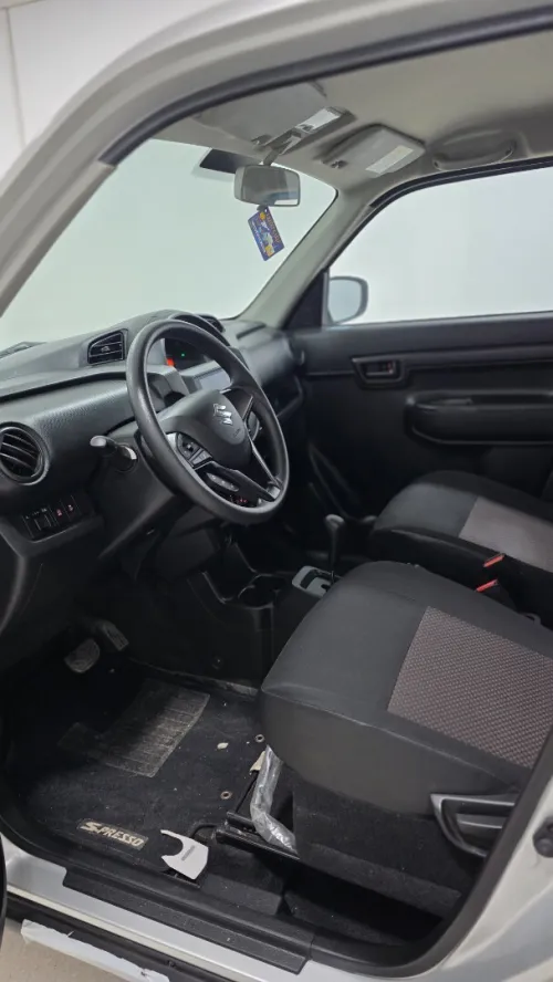 Suzuki S-Presso 2025 GLX Celerio