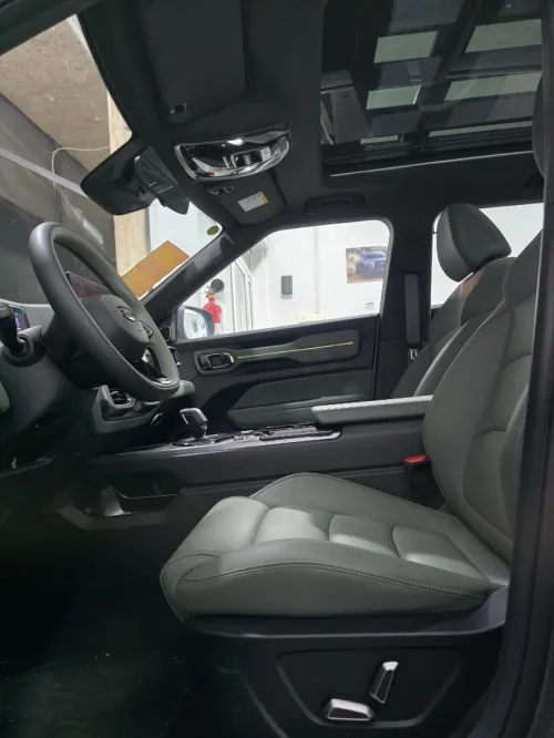 Geely Cowboy 2025 LUXURY