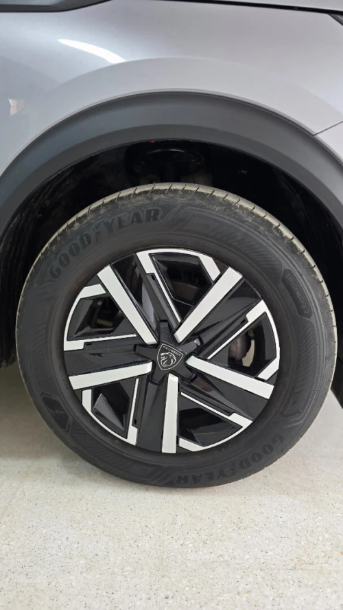 Peugeot 2008 2024 Allure Pack