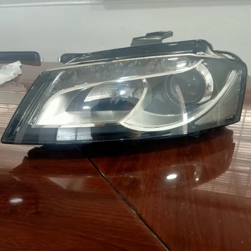 Optique bi-xénon avec LED côté gauche de AUDI s3 2012