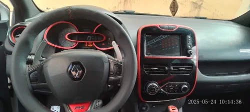 Renault Clio 4 RS 2015 200 ch stage 1