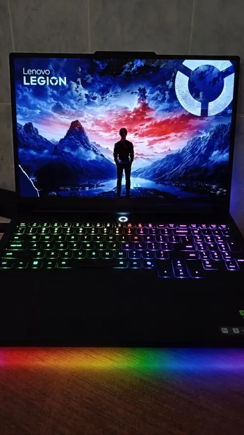 /Lenovo Legion Pro 7/ ULTRA 9/ RTX 5080 / 2TB SSD/32GB