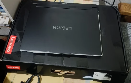 LENOVO LEGION 7 PRO 2025/ULTRA 9-275HX/RAM 32GB/ 2TB /NVIDIA RTX 5080 16GB/ECRAN 16 OLED 2K 240HZ