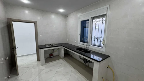 Location Appartement Niveau de villa F4 Chlef Chlef