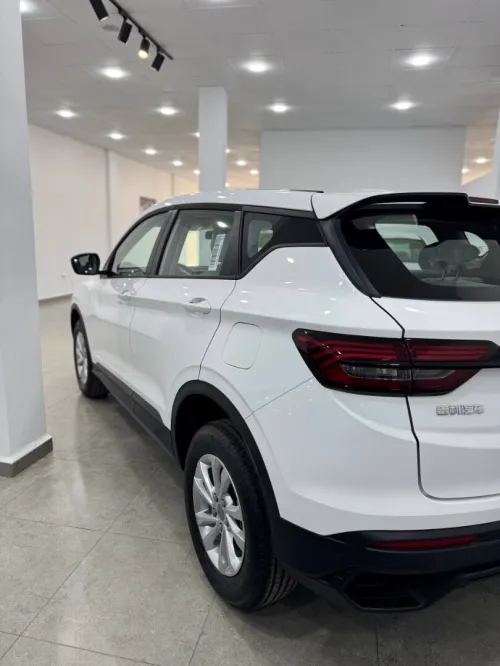 Geely Coolray 2026 la base
