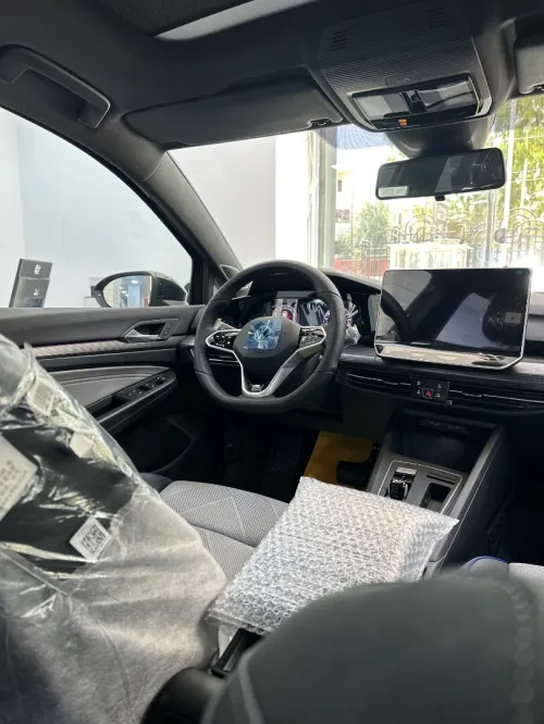 Volkswagen Golf 8 2026 R