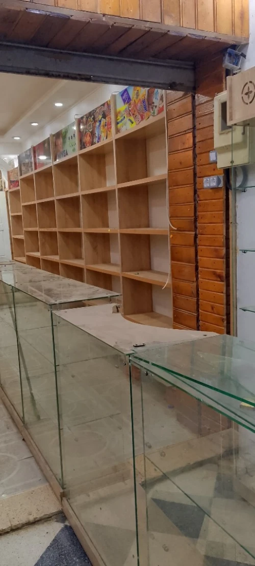 Vitrine cosmétique