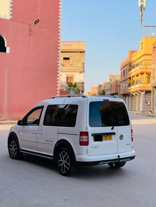 Volkswagen Caddy 2015 Cross