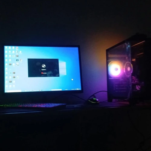 Setup complet avec ecran et accesoires
