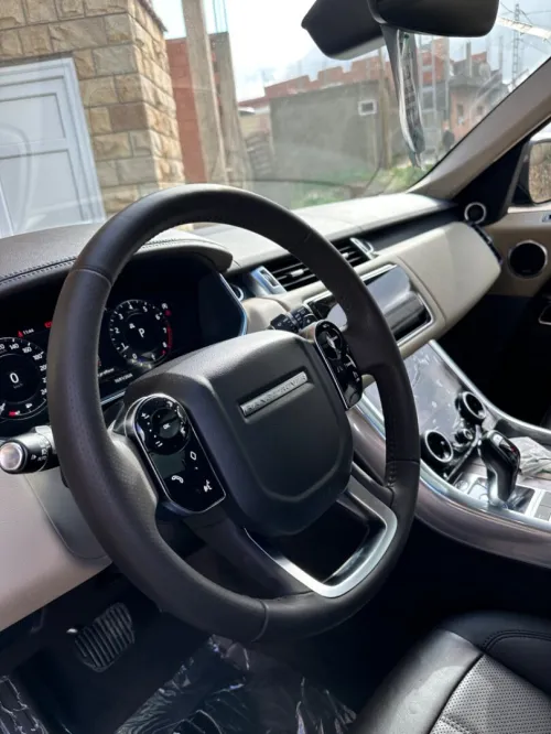 Land Rover Range Sport 2019 P300