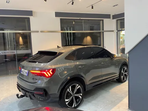 Audi Q3 2023 S-Line
