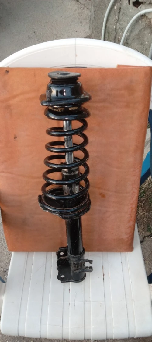 amortisseur DFSK 1.3 hammer coté gauche avant 