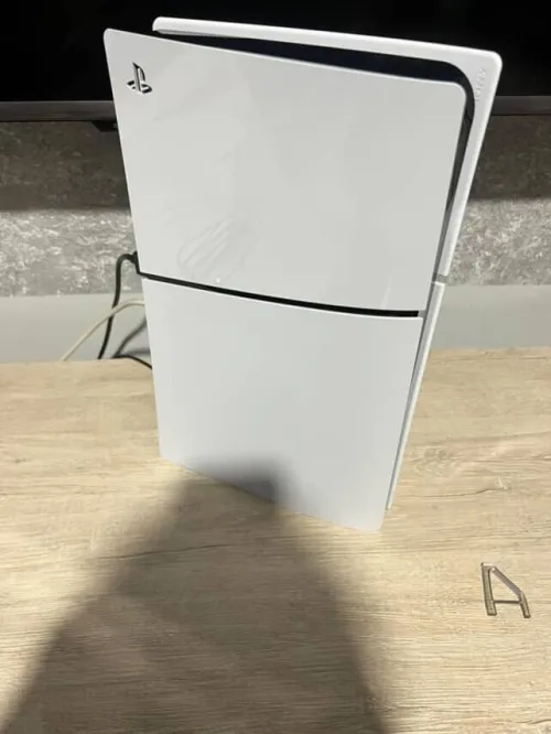 PlayStation 5 slim / PS5 Slim État Neuf + Boîte 