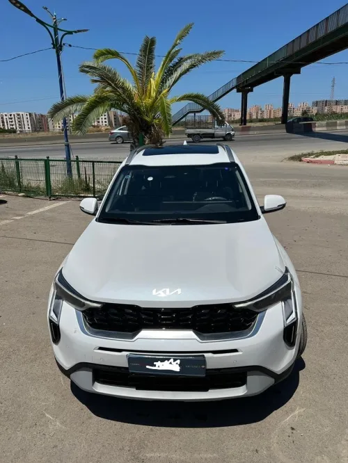 Kia Sonet  2025 Luxury