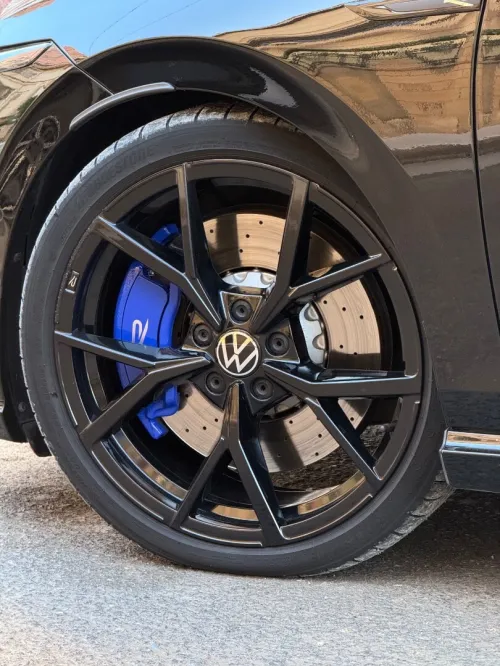 Volkswagen Golf 8 2024 R