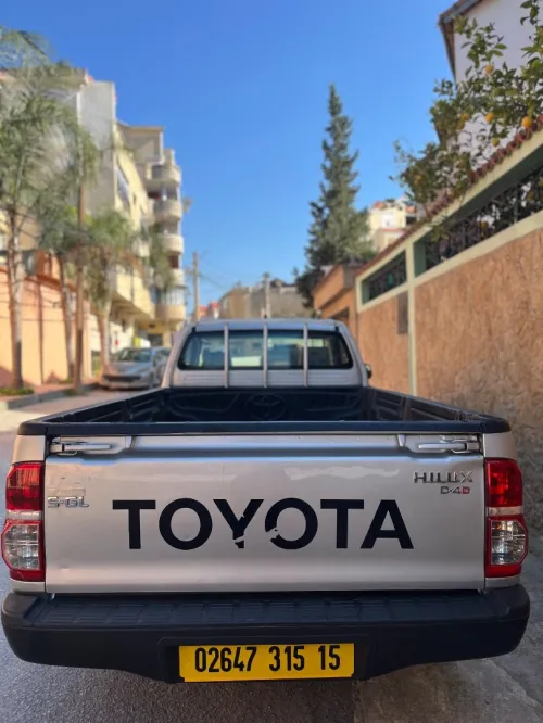 Toyota Hilux 2015 LEGEND DC 4x2