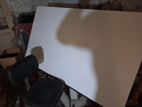 Table de dessin avec son siège 
