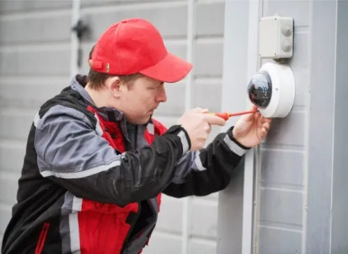 Reparation camera surveillance et alarme صيانة كمرات المراقبة واجهزة الانذار 