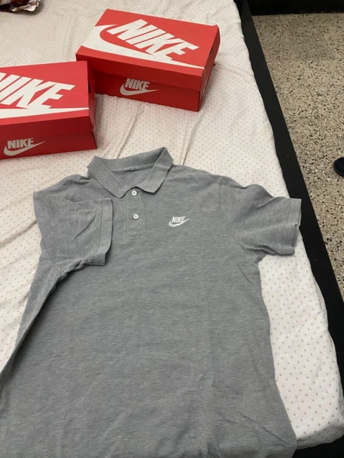 Polo nike gris