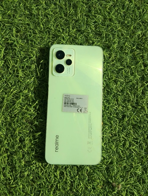 Realme C35