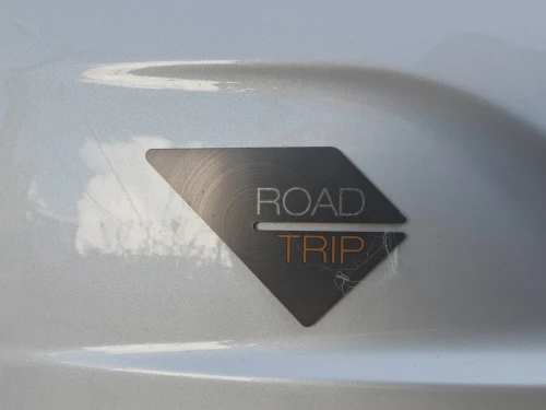 Peugeot 208 2021 Road trip