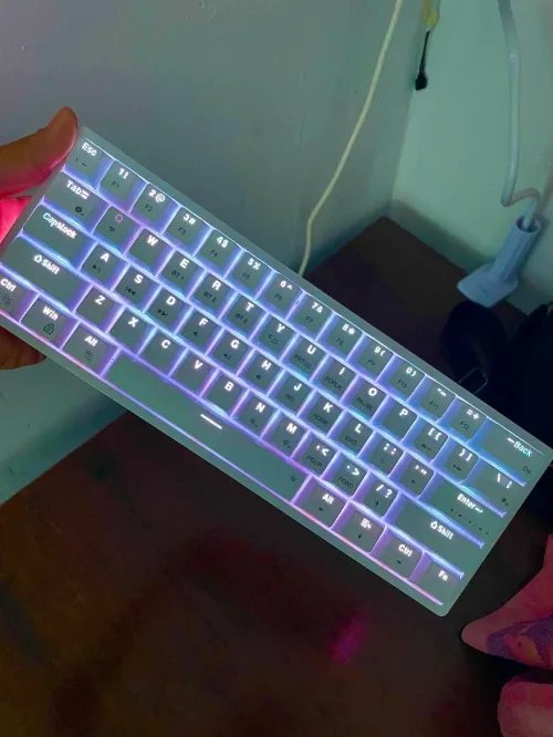 Pc gamer avec toutes les accessoires  Pc jdid machi gae msteml 