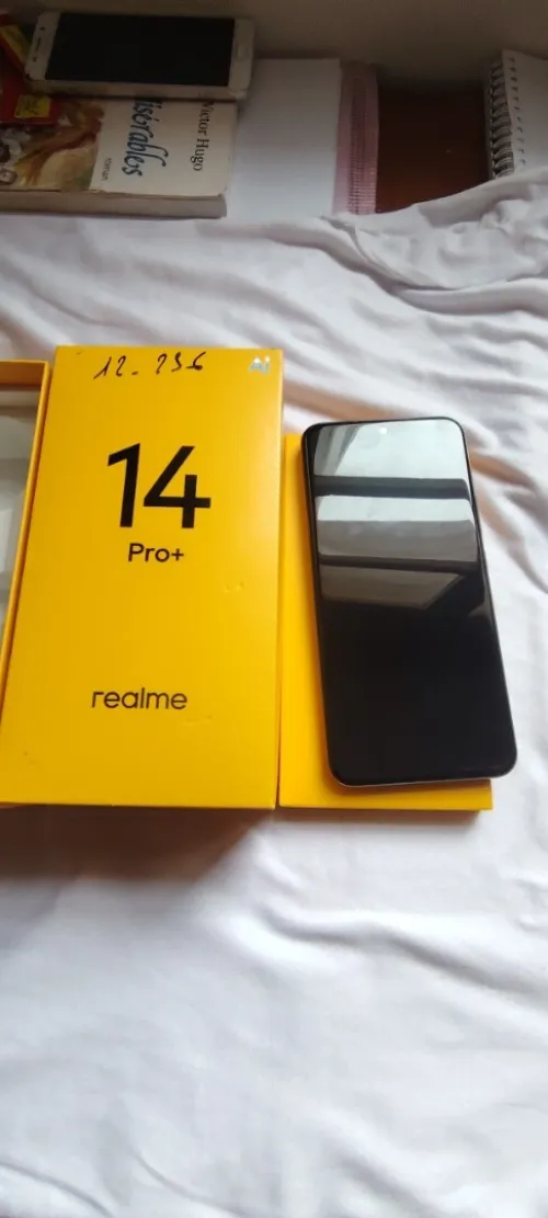 Realmi Realmi14pro plus 256g ram12