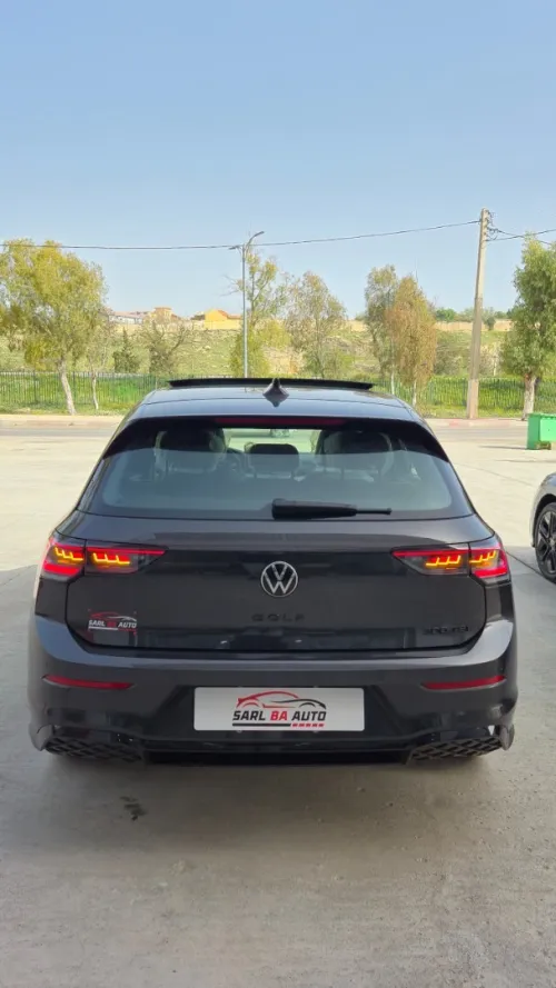 Volkswagen Golf 8 2025 R Black Edition 