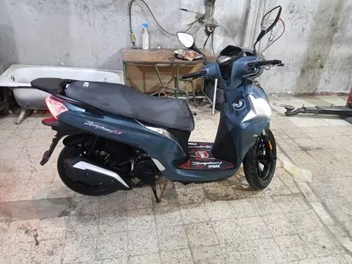 Sim St200 2025