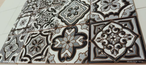 caroux céramique Relief 