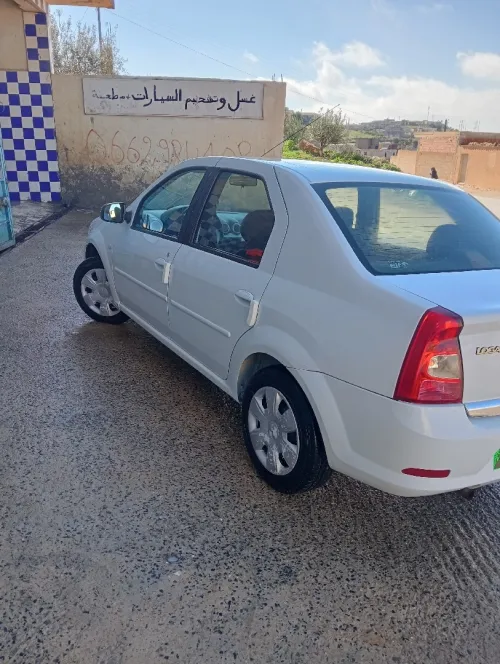 Dacia Logan 2012 Latot