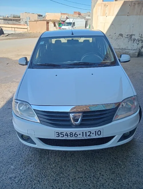 Dacia Logan 2012 Latot