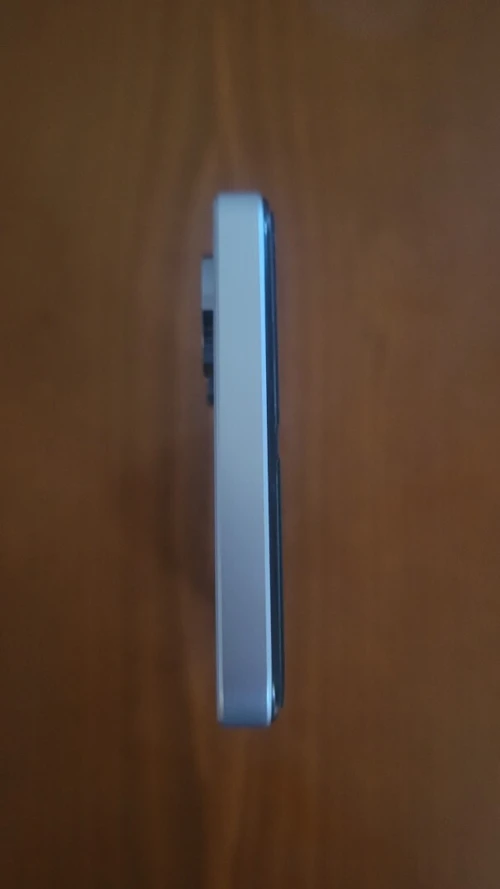 Realme note60