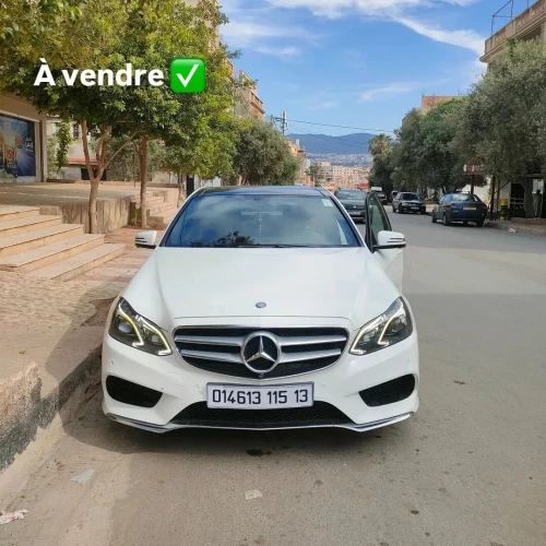 Mercedes Classe E 2015 AVANTGARDE Pack AMG