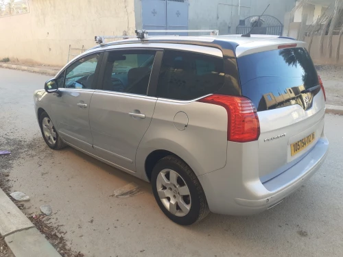 Peugeot 5008 2012 Allure