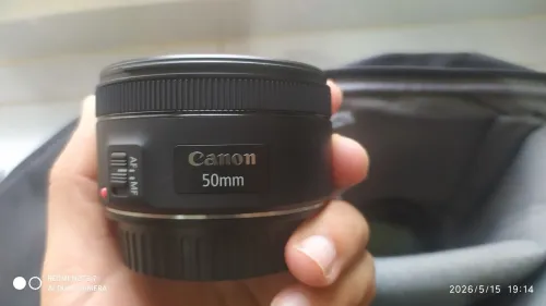 Canon eos 200d +3 objectifs Canon: 50mm f/1.8 STM, 18-55mm STM et 24mm f/2.8 STM
