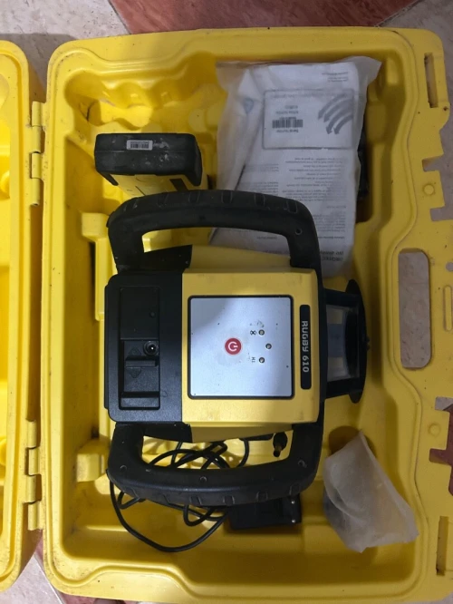 Theodolite 