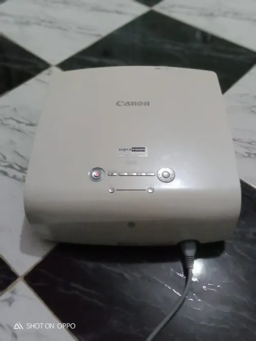 data show - vidéoprojecteur canon SX80