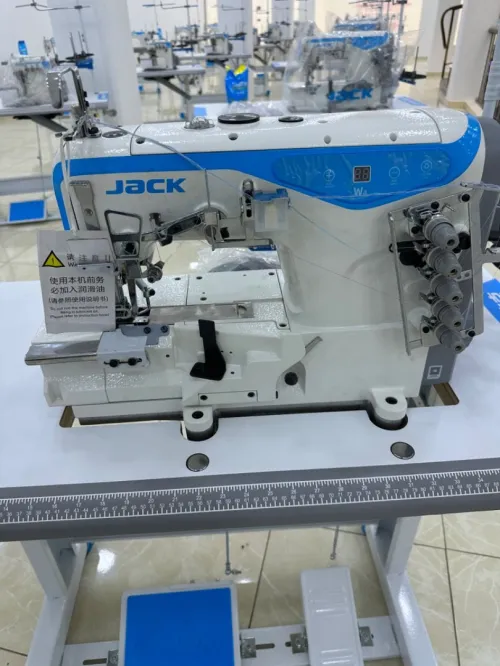 Jack w4 colleteuse