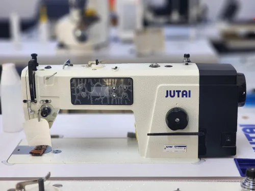 Machine a coudr Jutai TL-4D/H