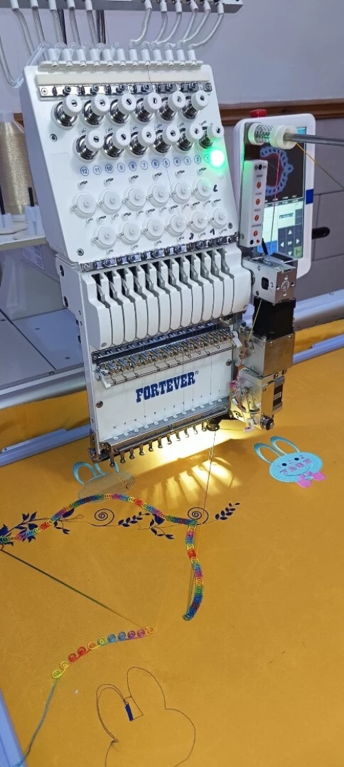 Broderie machine / الة طرز 