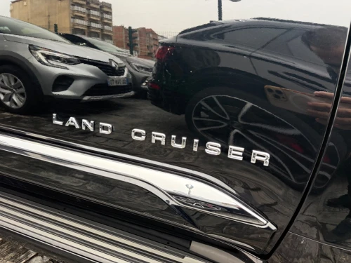 Toyota Land Cruiser  2026 V XR full option