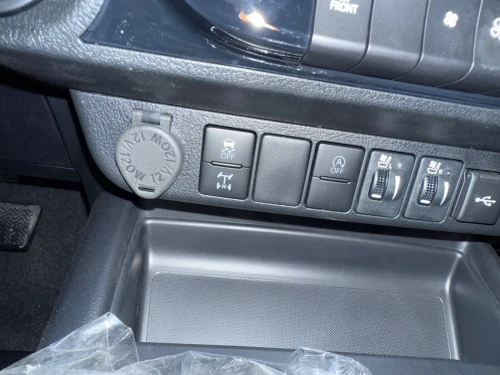 Toyota HILUX 2025 SOUODIA /FULL OPTION