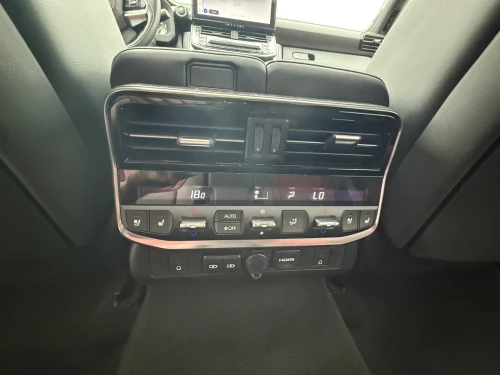 Toyota Land Cruiser  2026 V XR full option