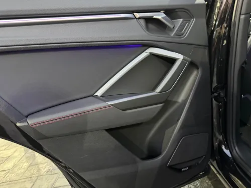 Audi Q3 2024 S Line