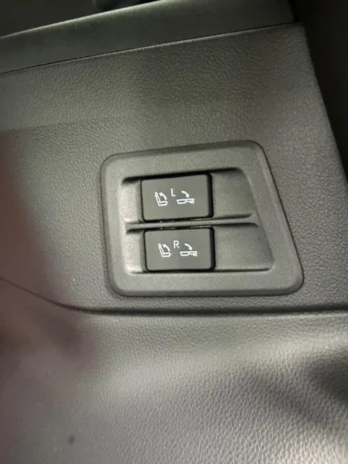 Toyota Land Cruiser  2026 V XR full option