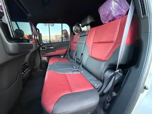 Toyota Land Cruiser  2026 V XR - full options