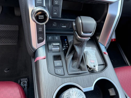 Toyota Land Cruiser  2026 VXR