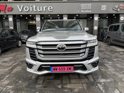 Toyota Land Cruiser  2026 V XR full option